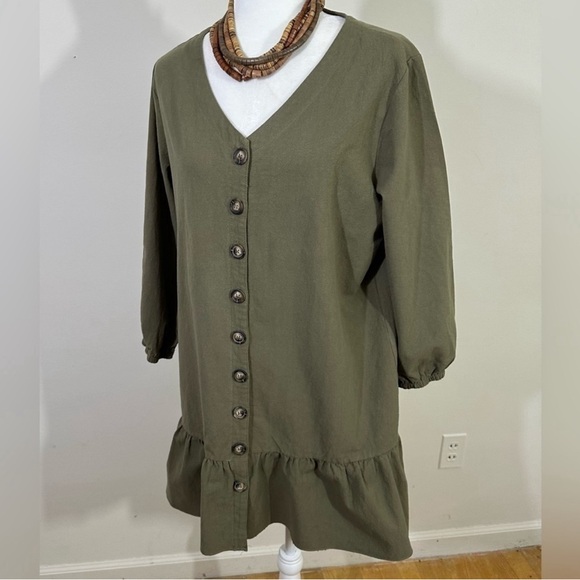 e Pretty Dresses & Skirts - E Pretty sz XL dress in a homespun fabric in olive. Wood style button front